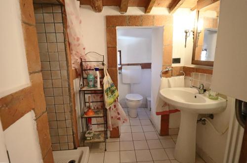 Koupelna v ubytování At the Castle