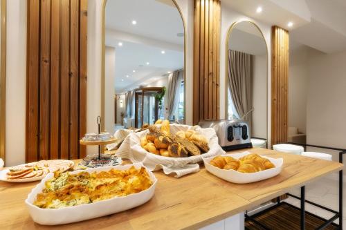 Đồ ăn tại/gần căn hộ