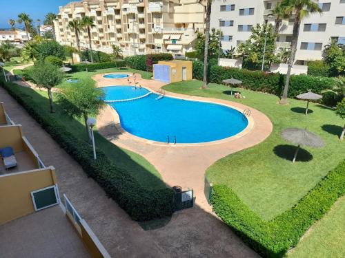 Apartamento con ubicación ideal y amplia terraza