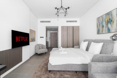 VayK - Modern Studio with Great Amenities