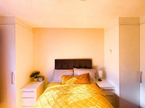 Cama o camas de una habitación en Haven House in Northampton