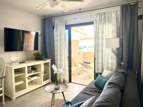 Royal Garden Sea Views by Deihu Experiences