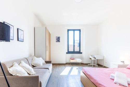 Postel nebo postele na pokoji v ubytování Cesano Boscone-Design apartment with Wi-Fi