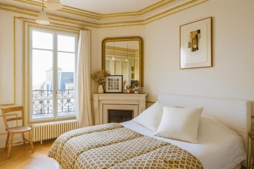 Arc de Triomphe/ Champs-Élysées