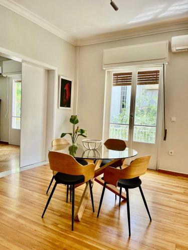 Athens Classic Luxury 2-Bedroom Apartment