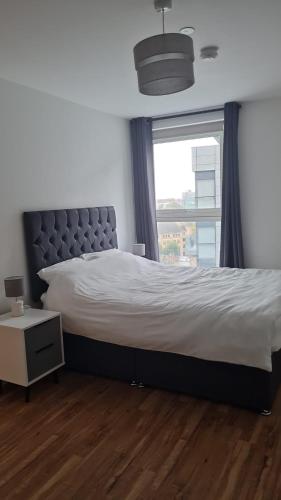 Penthouse height Flat, City View Balcony, Quiet, Free Wifi, Gym & More Minimalistic Home photo 3