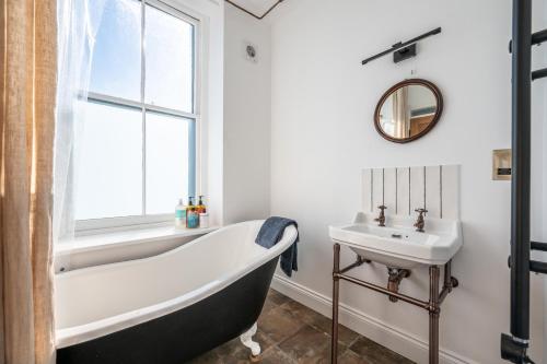 Koupelna v ubytování Suffolk House, Saxmundham