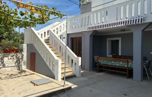 Amazing Apartment In Sukosan With Wifi