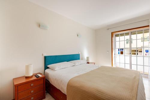Albufeira Coast Apartment by Double Ninety Stays