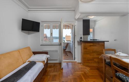 1 Bedroom Awesome Apartment In Crikvenica