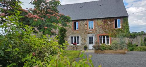 Gallery image of Gîte De L'arthour in Notre-Dame-de-Cenilly