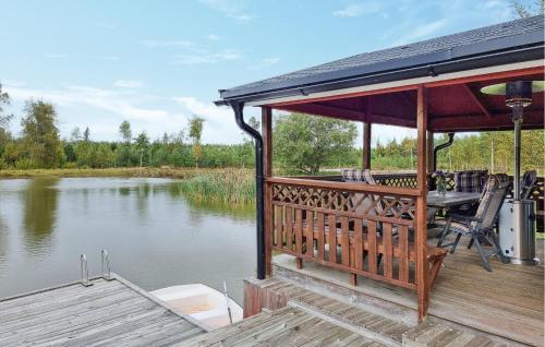 Θέα στο ποτάμι κοντά σε αυτή η παραθεριστική κατοικία