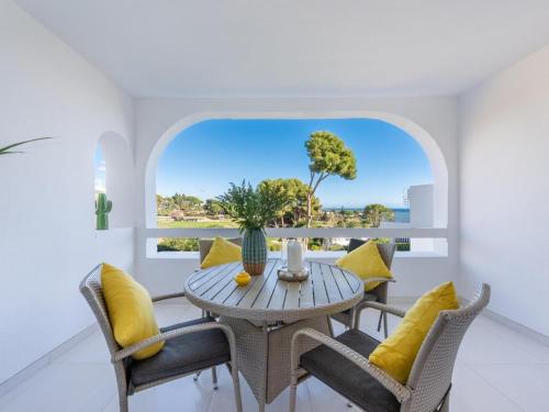 Azahara 1 8B Beautiful apartment frontline golf in popular Aloha