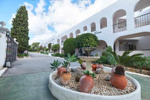 Azahara 1 8B Beautiful apartment frontline golf in popular Aloha