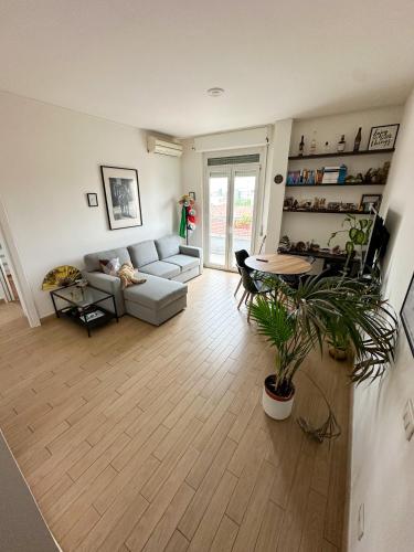 Panoramic Home