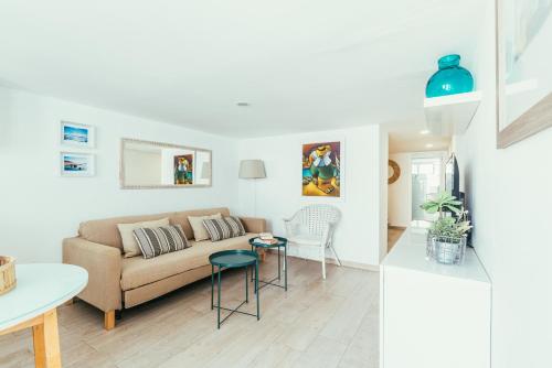 Volcan de Tilama 0 Playa Chica 2 min