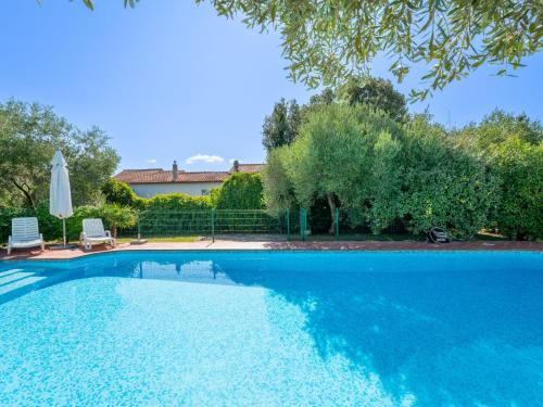 Villa Yellow House by Interhome