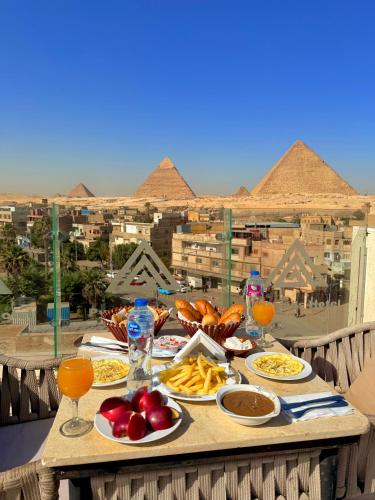 Jídlo v hotelu nebo okolí