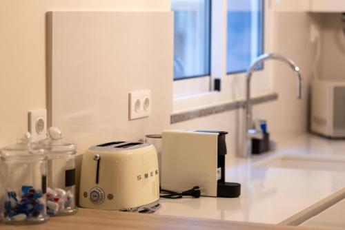 City Center Apartment with Parking - 2stay
