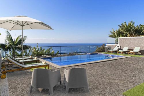 Villa Graycis House by Villa Plus