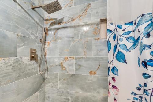 A bathroom at UT Game Day and Campus Visits! Knoxville Ranch Home