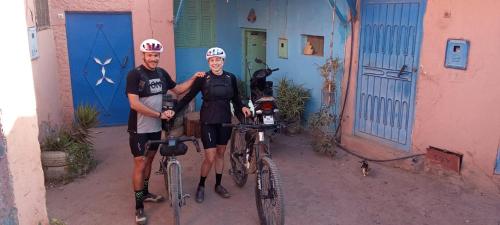 Tetamu yang menginap di Adil Guest House