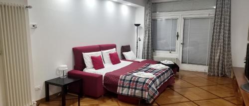 Ponale 52 bright studio