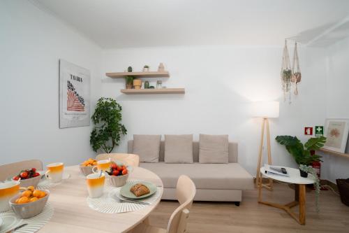 Sunset Apartment, Town Centre