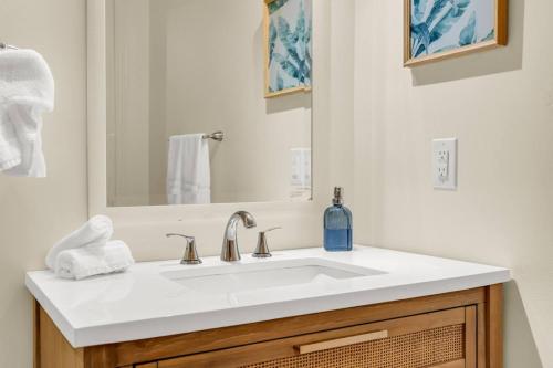 Koupelna v ubytování Sunshine Villa Closest BNB to Falls Hot Tub Oasis