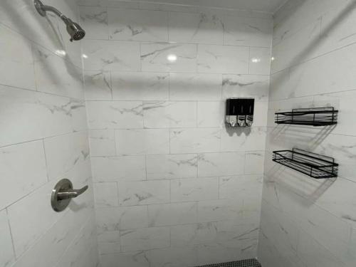 KING OF MIAMI - 1 mile from Brickell 2BD Apartment! photo 7