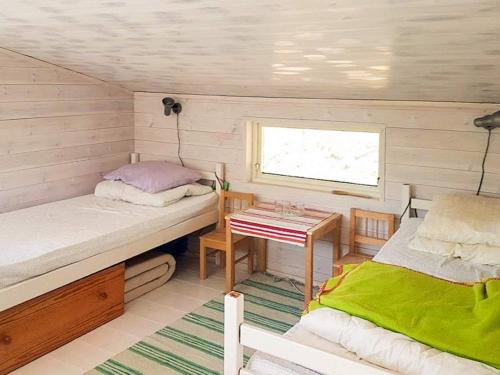 Ένα ή περισσότερα κρεβάτια σε δωμάτιο στο Peaceful Island Home near Sea