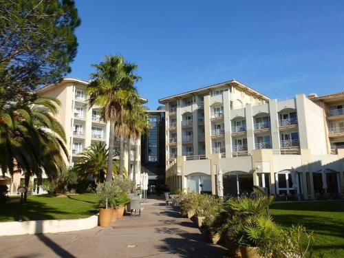 Studio vue exceptionnelle sur Port Frejus