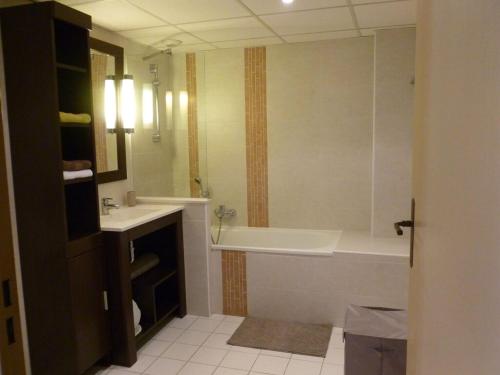 Studio vue exceptionnelle sur Port Frejus