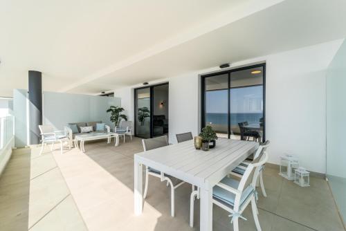 Seaviews Reserve The Breeze