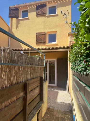 La Belle Evasion-Calme-Terrasse-BBQ-Parking-SUDSEJOURCONCIERGERIE