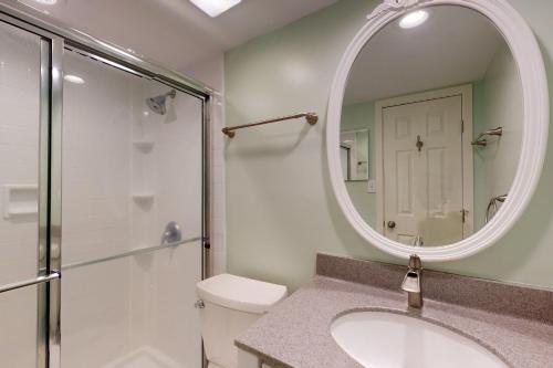 Ένα μπάνιο στο Sea Colony - 2F Brandywine Garden Rd