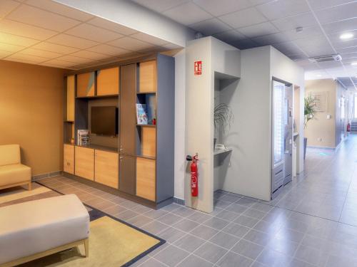 Dapur atau dapur kecil di B&B HOTEL Marseille Les Ports