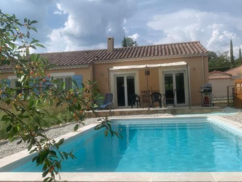 Maison Ruoms, prox sites, Chauvet, vallon