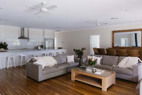 Χώρος καθιστικού στο Semillon Retreat