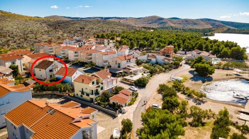 Apartments by the sea Zaboric, Sibenik - 2190