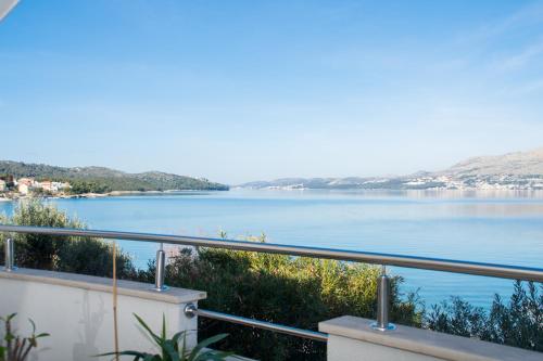 Apartments by the sea Okrug Gornji, Ciovo - 459