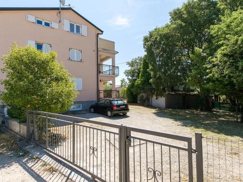 Apartments with parking space Porec - 6923