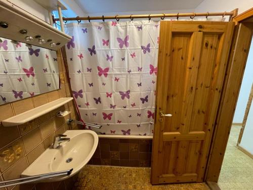 Koupelna v ubytování Gasthaus Liam B