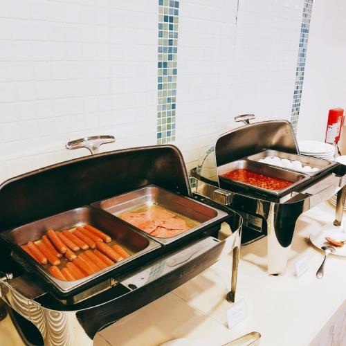 Jídlo v hotelu nebo okolí