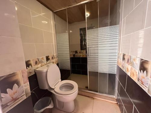 Koupelna v ubytování Wadi rum bubell camp