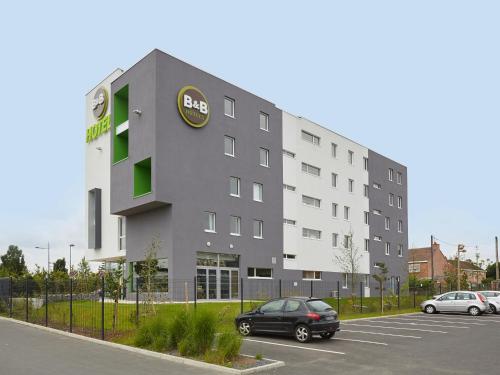 Bangunan di mana terletaknya hotel