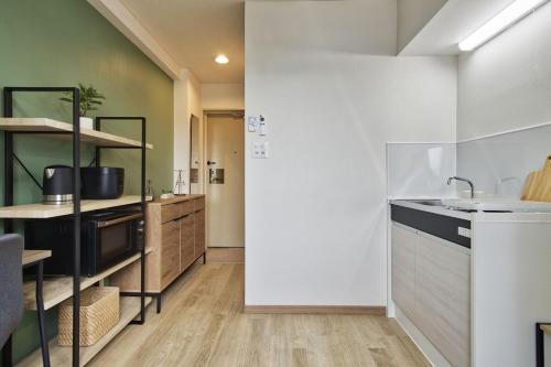 Modern Living Tokyo Komagome 502, a compact studio at excellent location