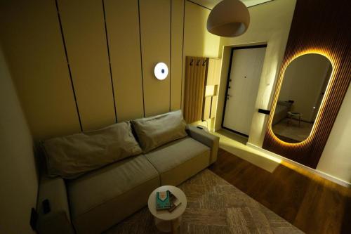 Coin salon dans l'établissement ЖК Кристалл 160К7 6 этаж 1213