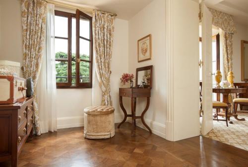Four Seasons Hotel Firenze photo 89