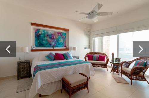 Ένα ή περισσότερα κρεβάτια σε δωμάτιο στο Casa Monaco